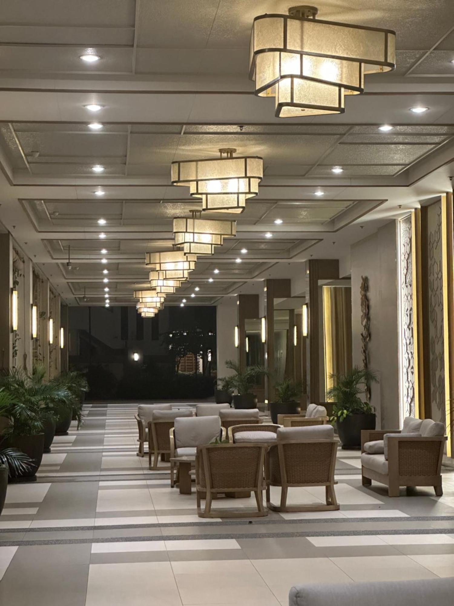 Aparthotel Celandine By Dmci Manila